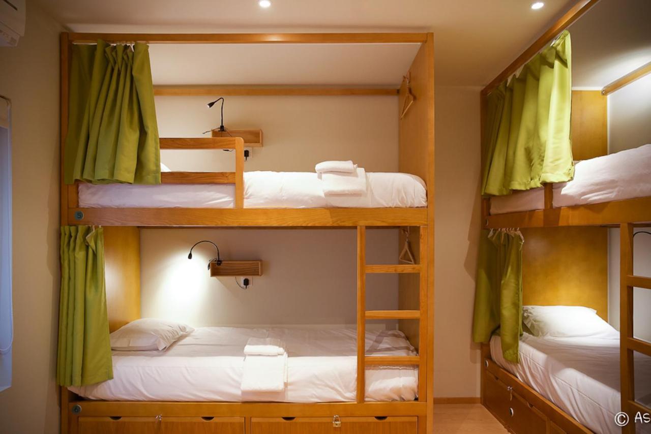 Peach Hostel & Suites Порту Экстерьер фото