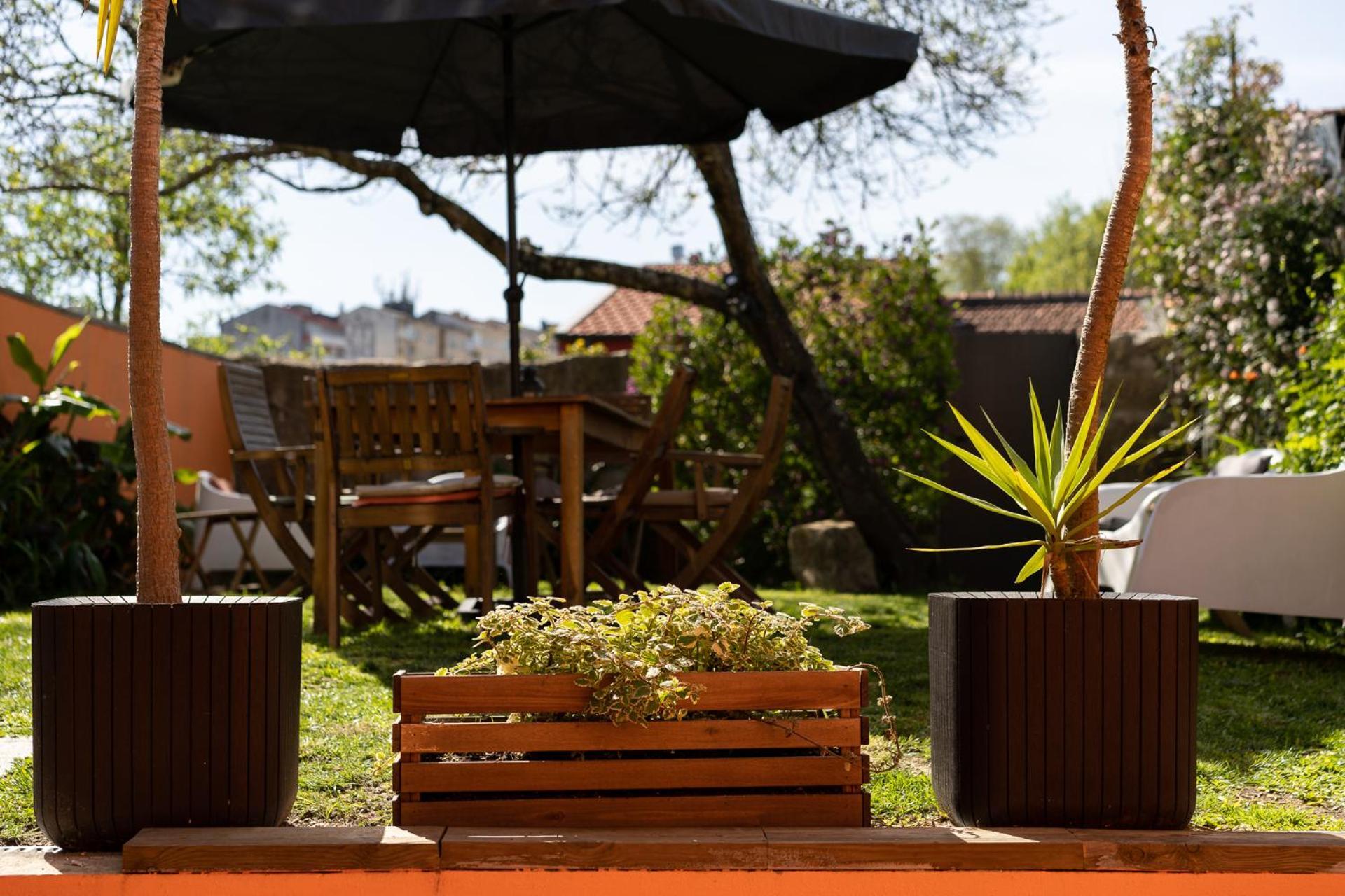 Peach Hostel & Suites Порту Экстерьер фото