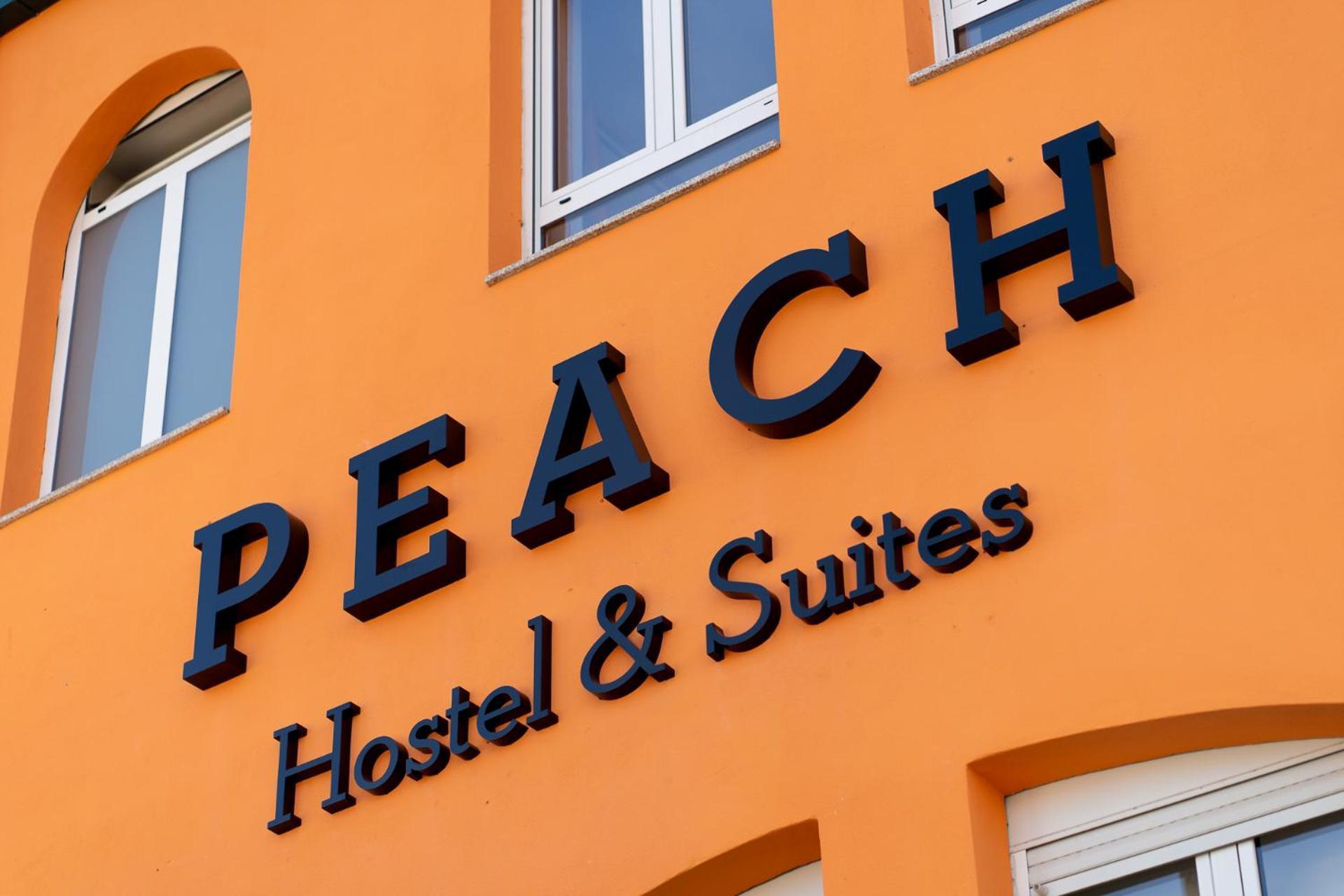 Peach Hostel & Suites Порту Экстерьер фото